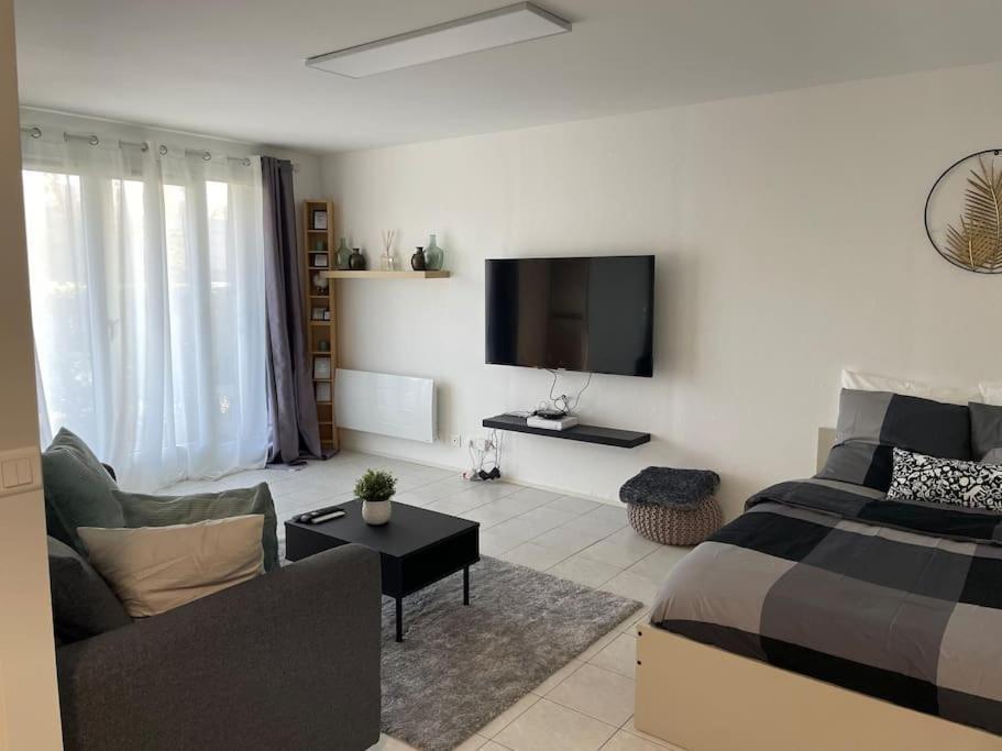 Appartement Cosy Proche Paris Le Bourget Exteriér fotografie